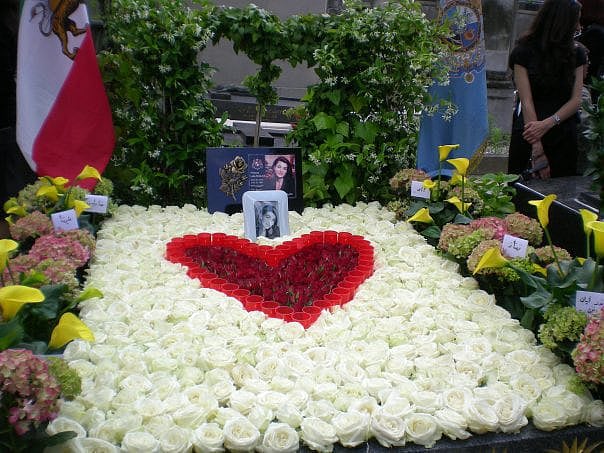 Leila Pahlavi Cementery