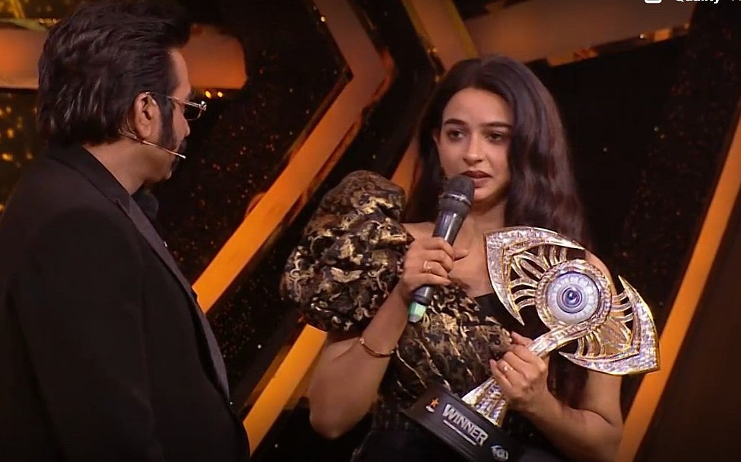 BB Tamil 9: எல்லா விருது நிகழ்ச்சிகளுக்கும்  போவேன்; ஆனா.!- டைட்டில் வின்னர் திவ்யா கணேஷ் எமோஷனல்