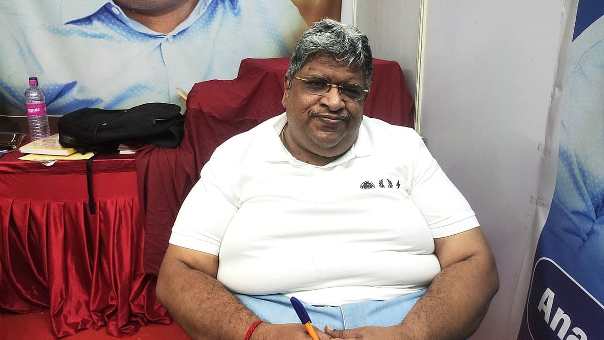 ஆனந்த் ஸ்ரீனிவாசன்