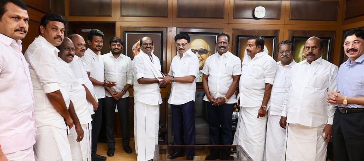 ”வைத்திலிங்கத்திற்கு-ஒத்துழைப்பு-கொடுங்கள்”--திமுக-நிர்வாகிகளுக்கு-உத்தரவிட்ட-கே.என்.நேரு!