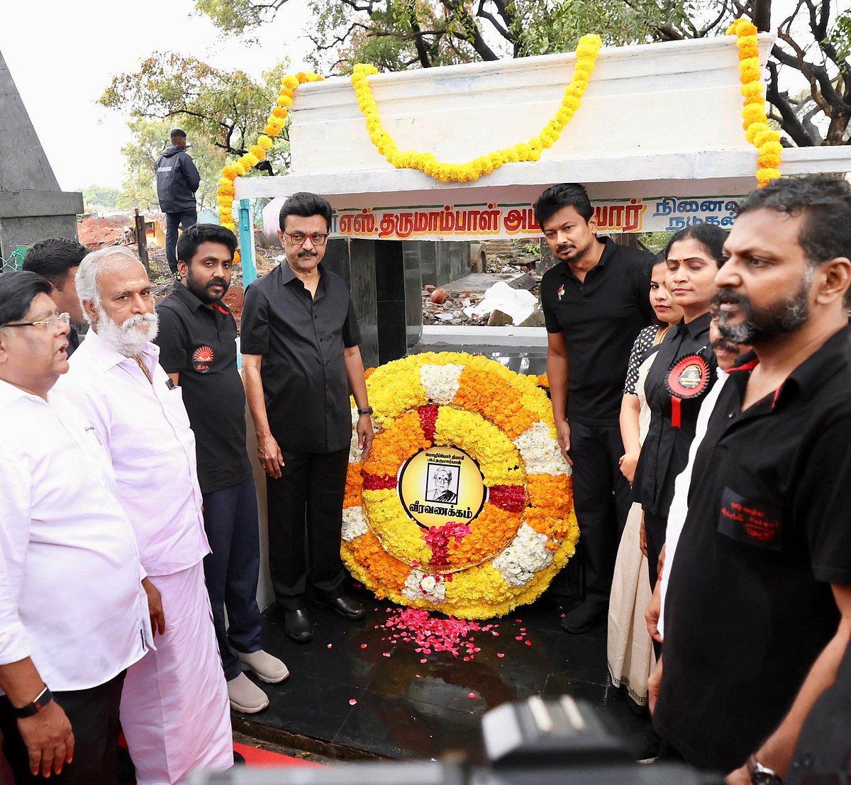 மீண்டும்-மொழியைக்-கையிலெடுக்கும்-திமுக---தேர்தலில்-கைகொடுக்குமா?