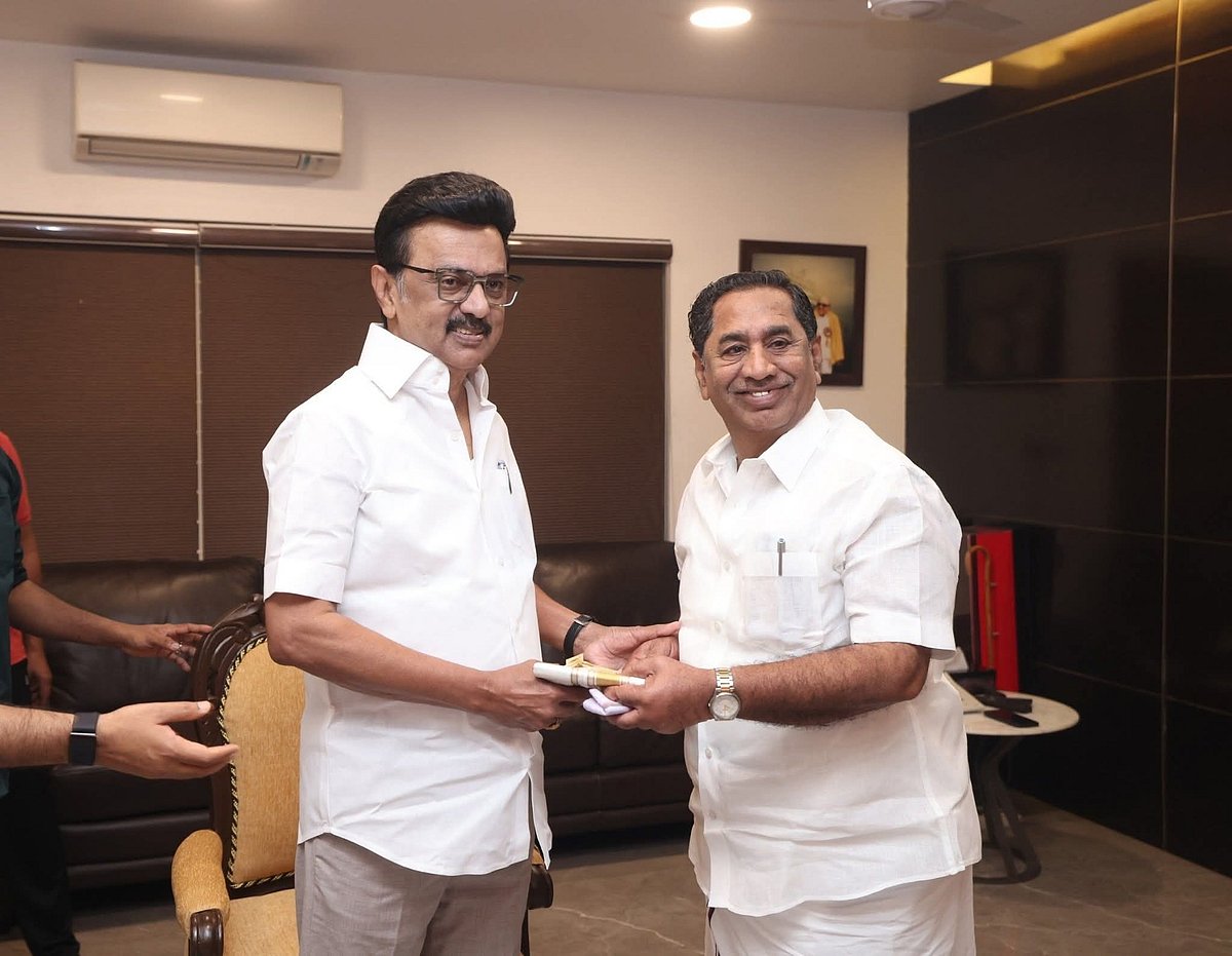 முதலமைச்ச மு.க.ஸ்டாலினுடன் எம்எல்எ கோ.தளபதி