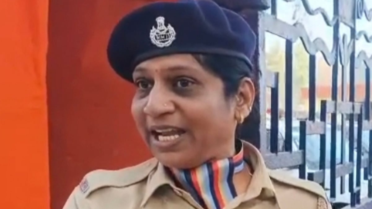 மாதவி ஜாதவ்