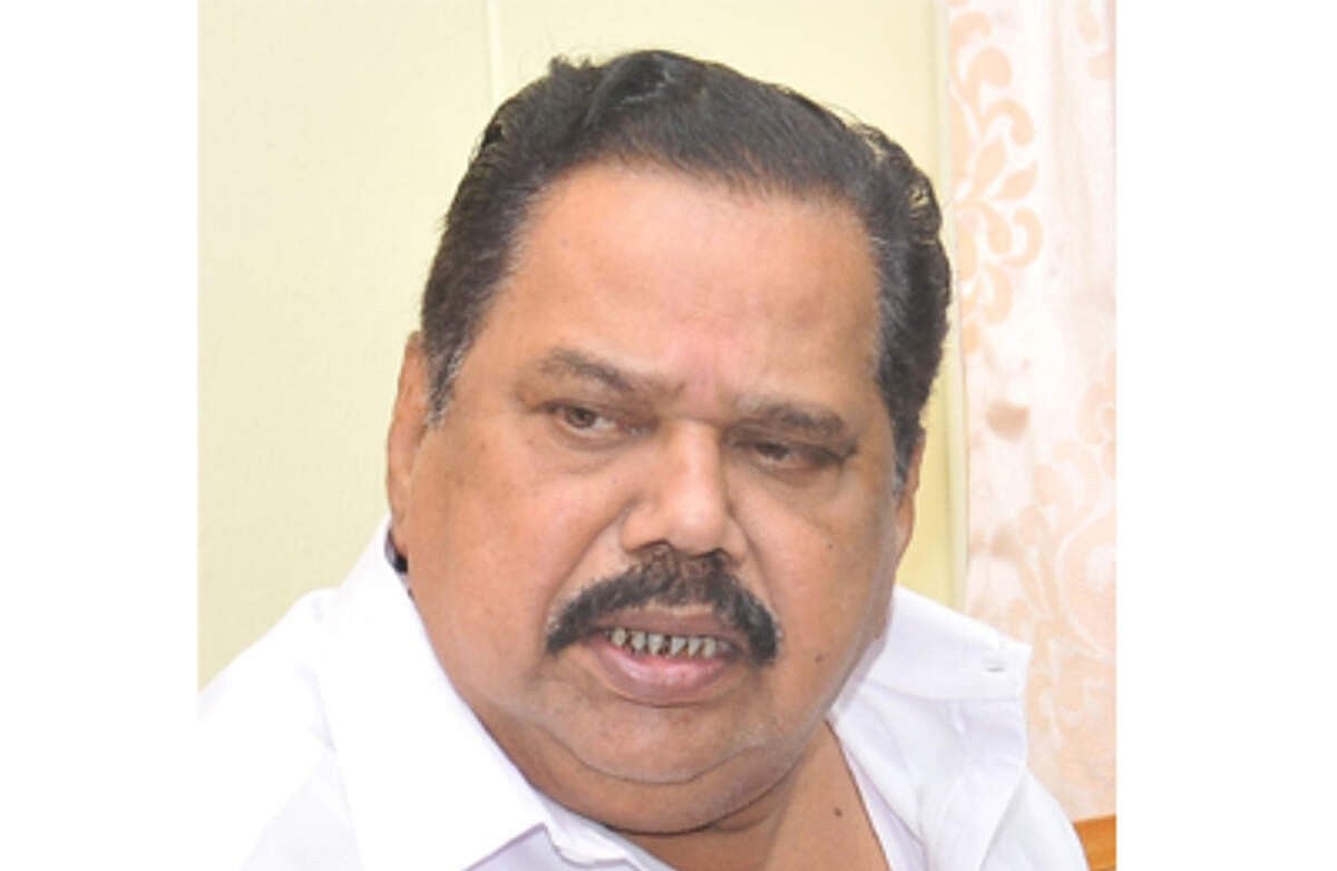 அதிமுக - ஏ.கே போஸ்