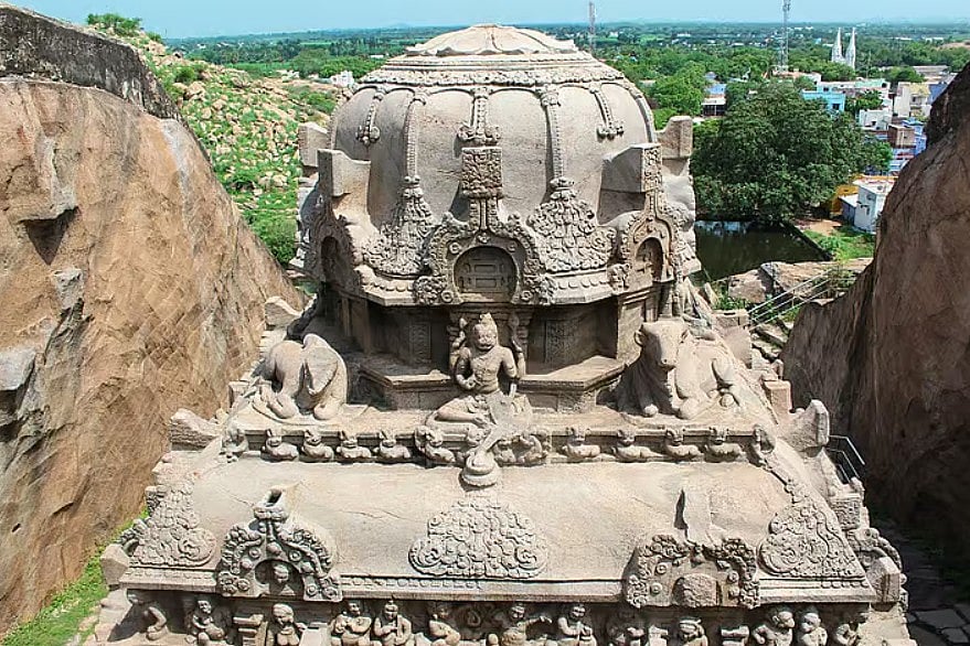 கழுகுமலை வெட்டுவான்கோயில் 