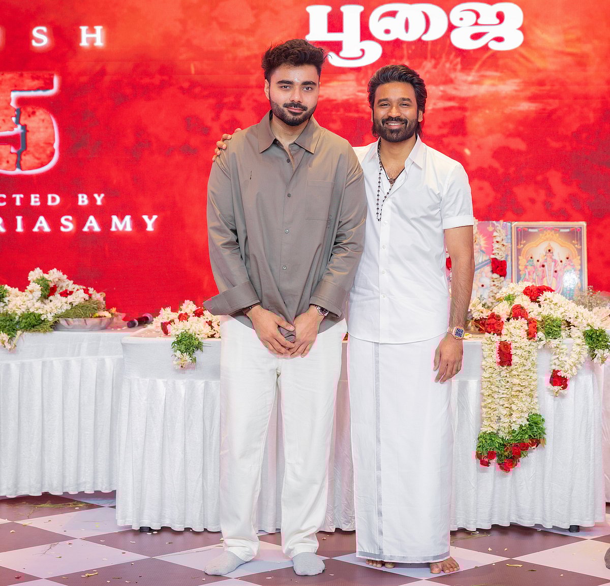 D55 படத்தின் பூஜை க்ளிக்ஸ் 