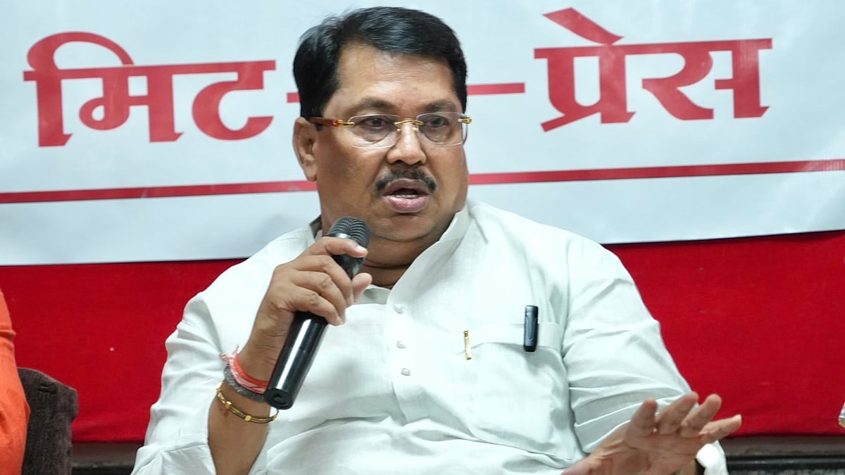 மகாராஷ்டிரா:-பாஜகவிற்கு-மேயர்-தேர்தலில்-கைகொடுத்த-உத்தவ்-தாக்கரே;-உட்கட்சி-மோதலால்-காங்கிரஸ்-தோல்வி