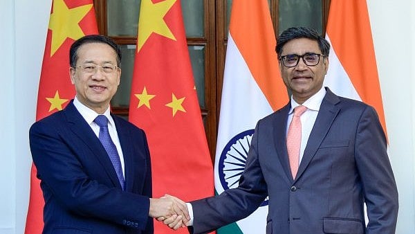 மா சாவோக்சு - விக்ரம் மிஸ்ரி