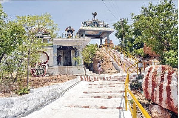 கரூர் வேலாயுதம்பாளையம் புகழிமலை பாலசுப்பிரமண்யர்