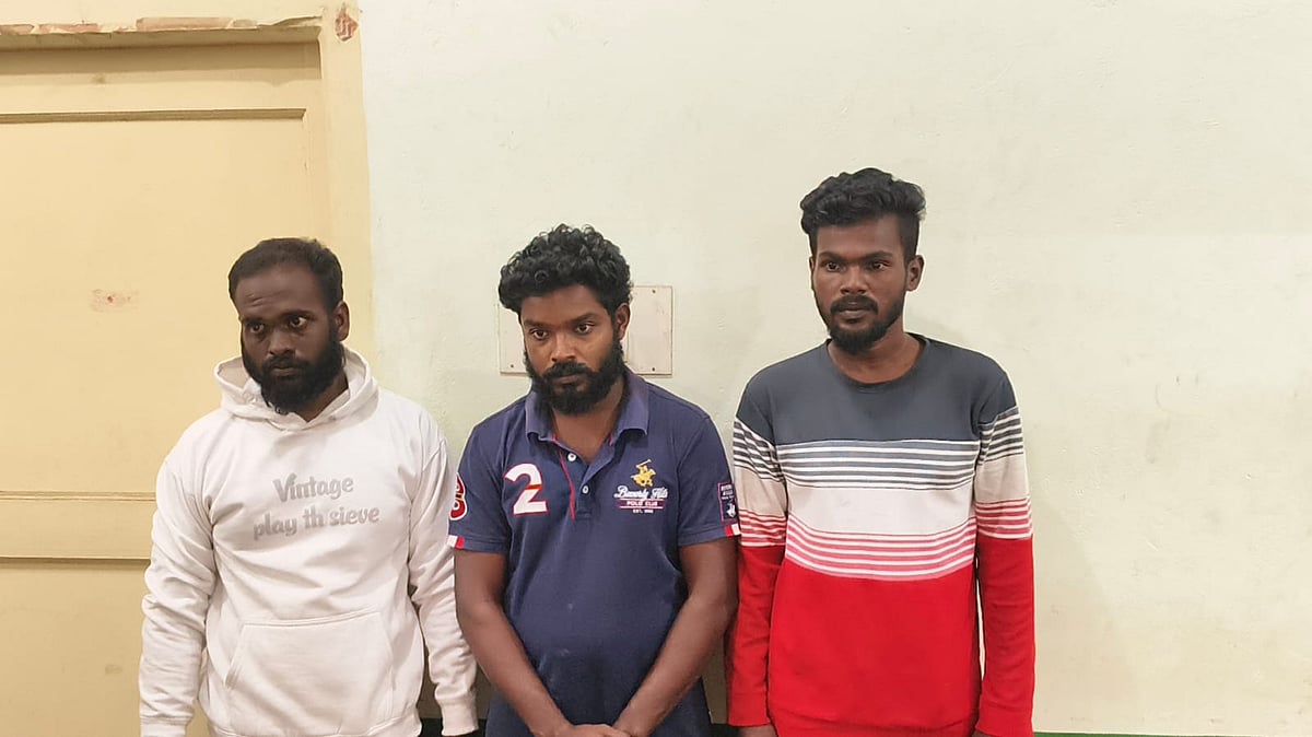 புதுக்கோட்டை:-இளைஞர்களைக்-குறிவைத்து-போதை-ஊசிகள்-விற்பனை;-மூவரைக்-கைதுசெய்த-போலீஸ்!