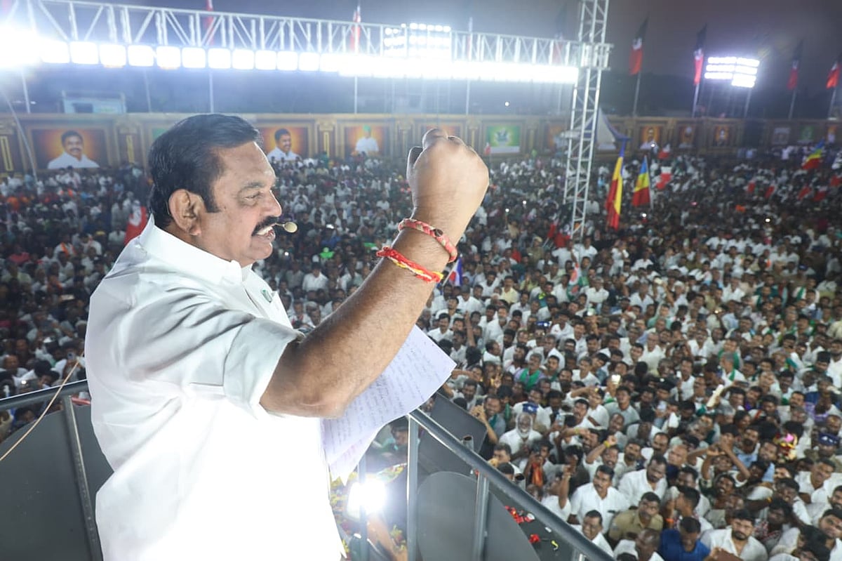 ஈரோடு:-மக்களைக்-காப்போம்-தமிழகத்தை-மீட்போம்-பயணம்;-புதிய-தேர்தல்-வாக்குறுதியை-அறி