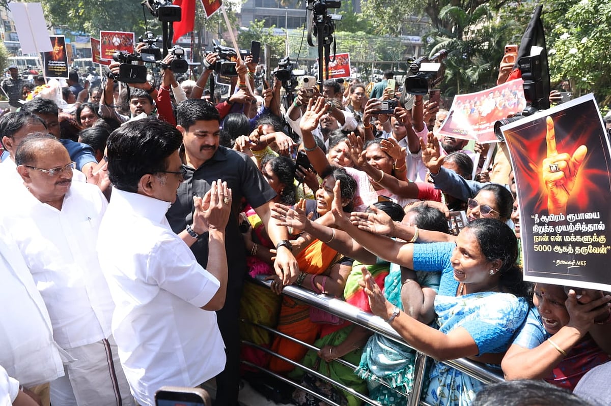 முதல்வரின்-அறைக்குள்-முடிவாகும்-அறிவிப்புகள்!---பின்னணியில்-`நால்வர்-அணி