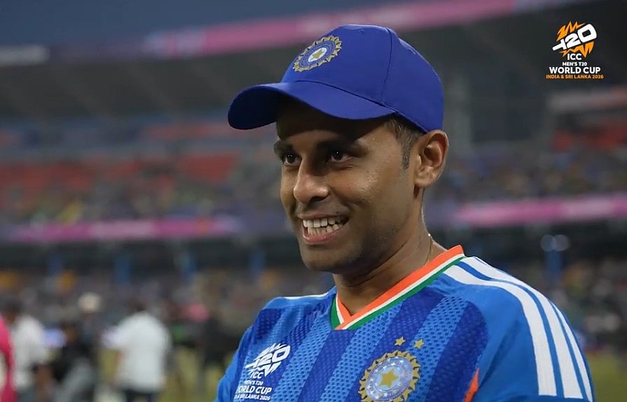 இந்தியில் பேச சொன்ன சூர்யா; எனக்கு இந்தி தெரியாது மச்சி! என பதில் அளித்த வருண்! - வைரலாகும் வீடியோ