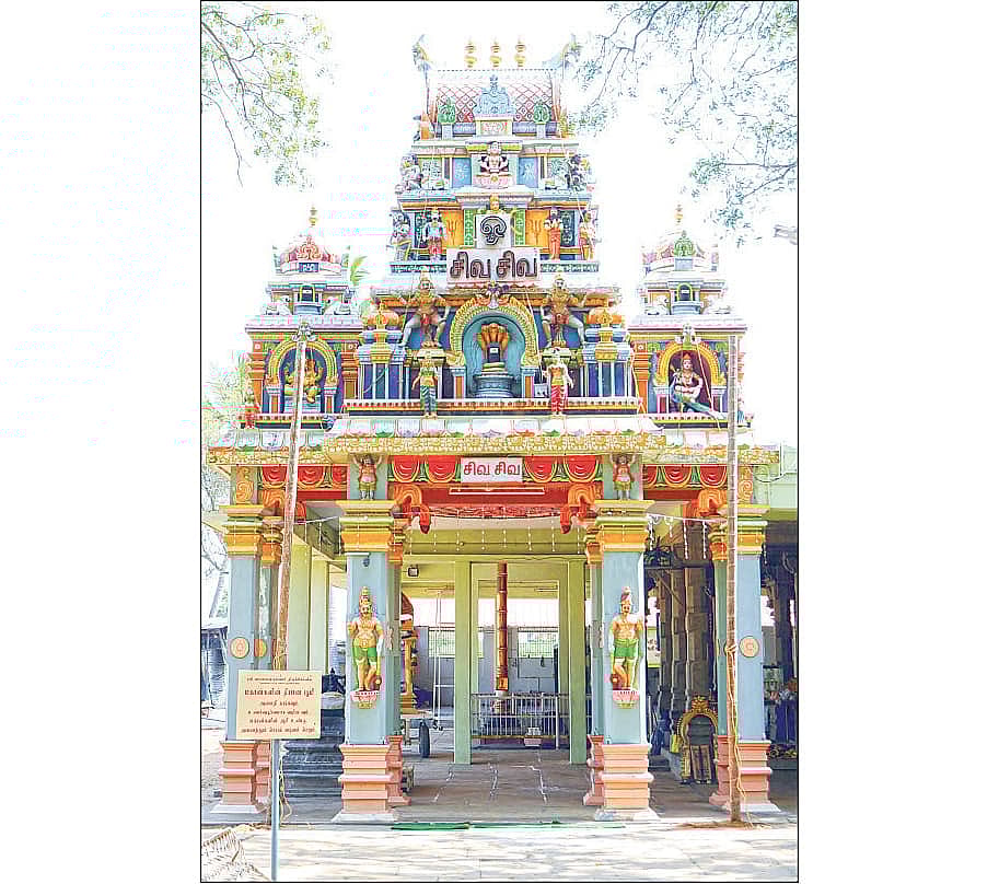 கொம்மடிக்கோட்டை ஸ்ரீவாலை திருக்கோயில்