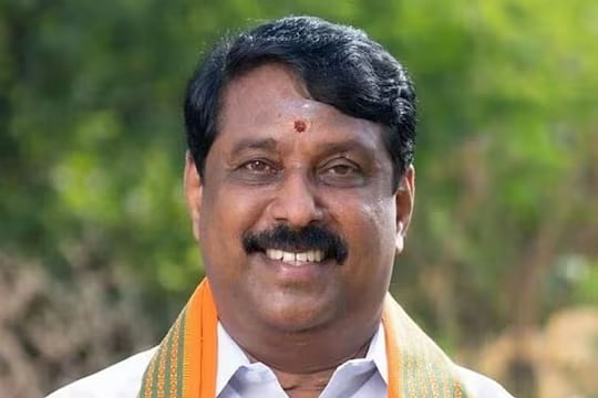 நெல்லை: “திமுக ஆட்சியில் எதிர்க்கட்சிகளின் குரல்வளை நெரிக்கப்படுகிறது” - நயினார் நாகேந்திரன்