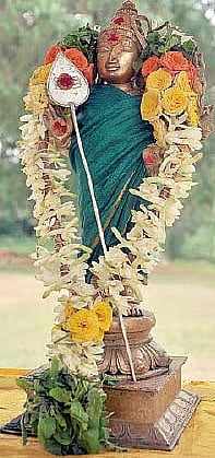 திண்டுக்கல் மாவட்டம் தாண்டிக்குடி பாலமுருகன் திருக்கோயில்: மண்ணே பிரசாதம்... நோய் தீரும் அதிசயம்!