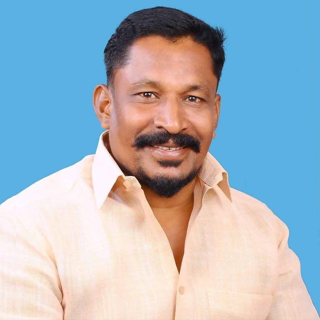 நாகை:-கொலை-மிரட்டல்-விடுத்த-தவெக-மாவட்டச்-செயலாளர்!---தந்தை-மகன்-மீது-வழக்கு-பதிவு