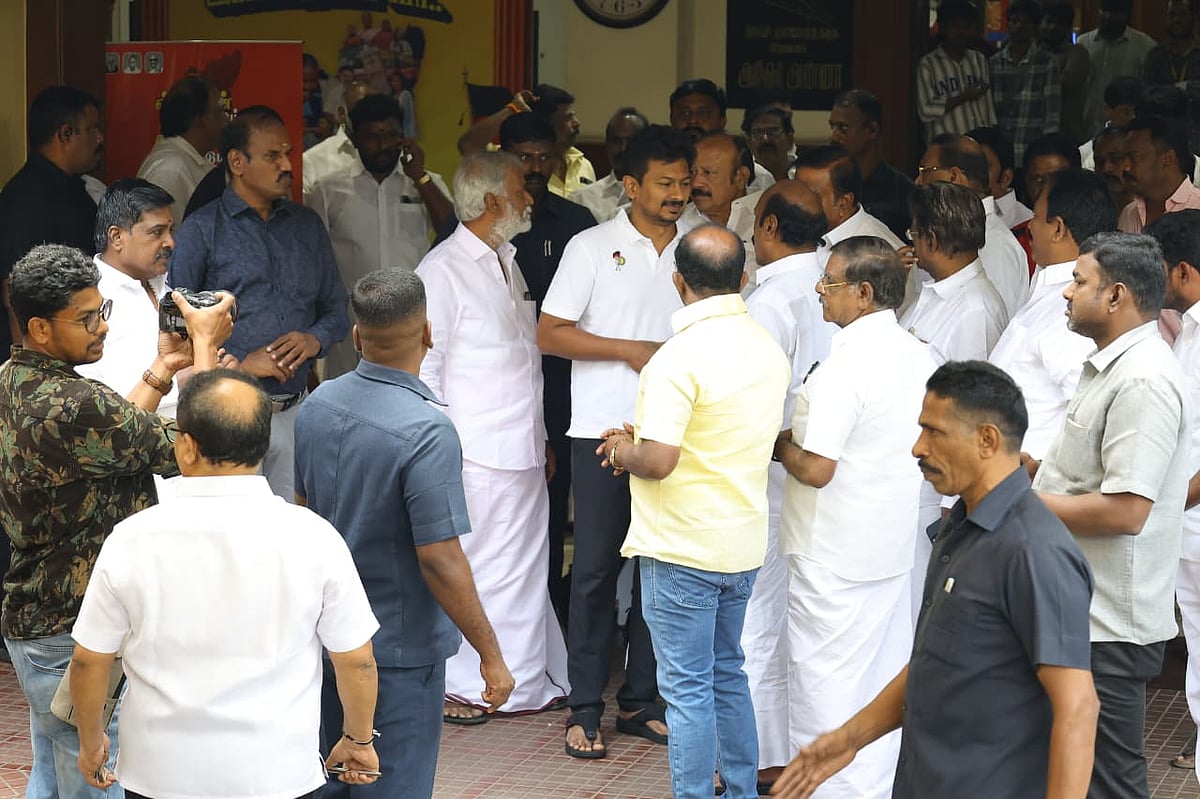`இனி எனது உழைப்பு முழுவதும் உதயசூரியன் சின்னத்துக்கே.! - திமுக-வில் இணைந்த ஓ.பன்னீர்செல்வம்