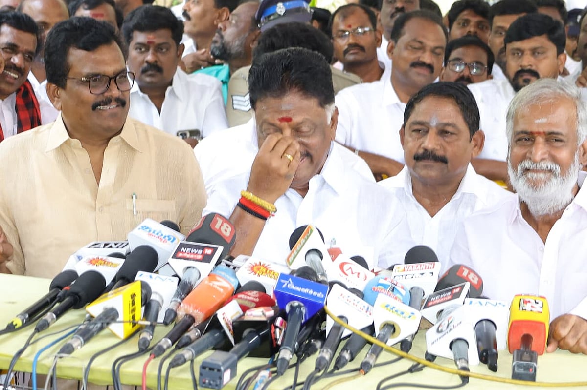 ஓ.பி.எஸ்