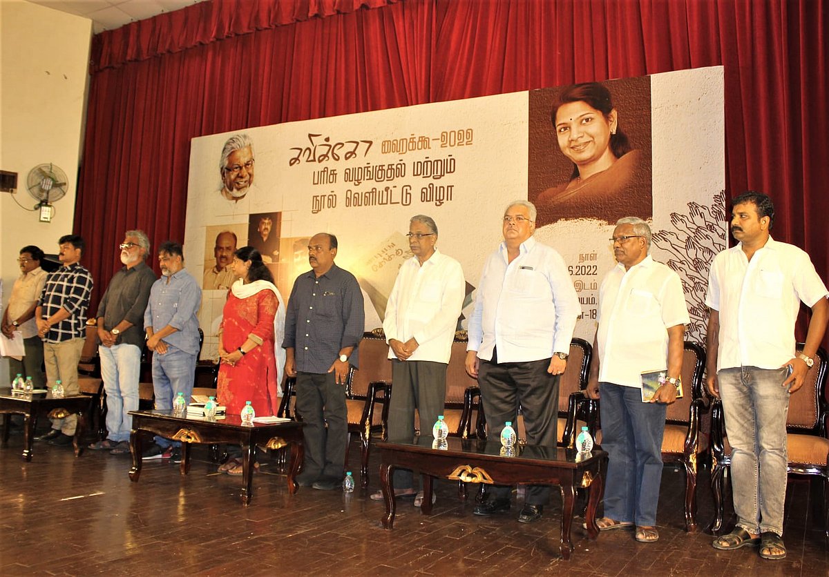 ஹைக்கூ கவிதைப் போட்டி: லிங்குசாமி கவிதைகளில் சுஜாதாவின் தாக்கம் இருக்குதுனு... - வியக்கும் கவிஞர்