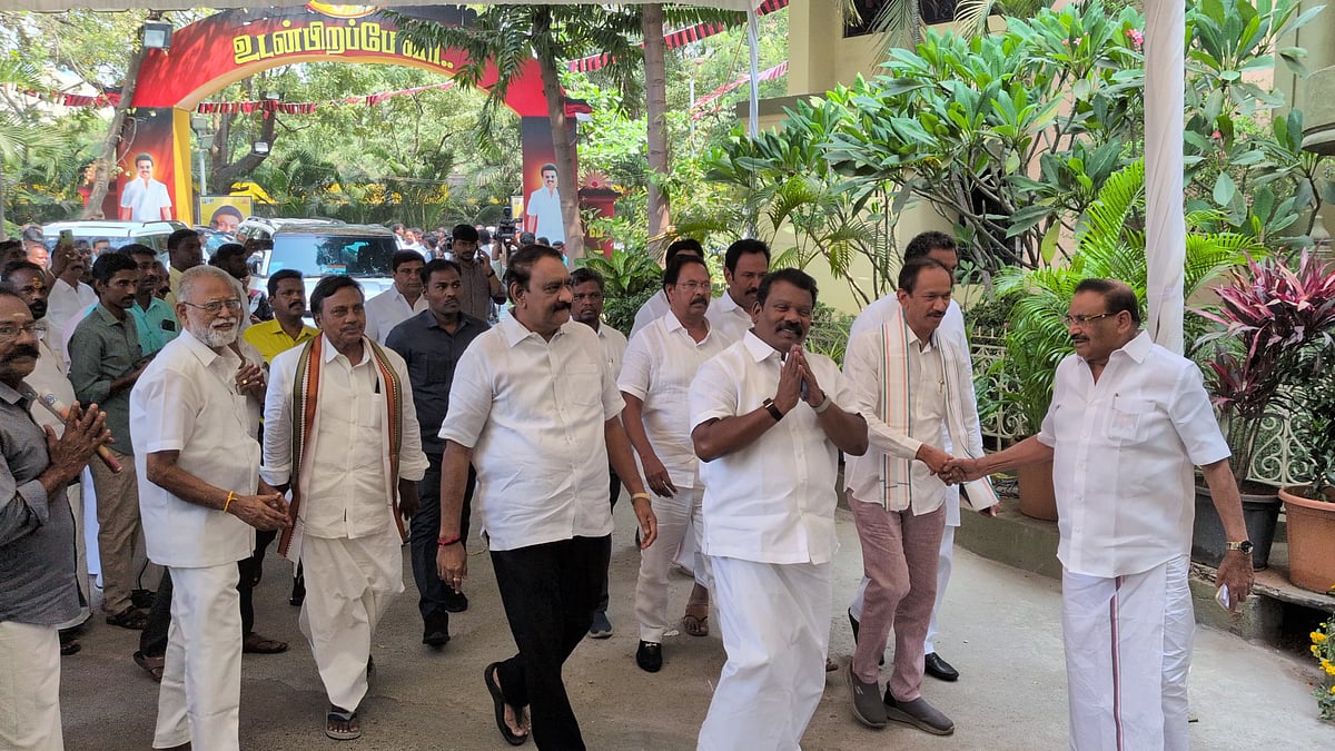நெருங்கும் டெட்லைன்; காத்திருக்கும் விஜய்; இழுத்தடிக்கும் காங்கிரஸ்! - என்ன செய்யப் போகிறது திமுக?