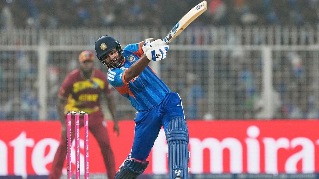 Gambhir: வீரர்களைக் கையாண்ட விதத்தில் கம்பீர் தவறு செய்திருக்கிறார் - சஞ்சய் மஞ்சரேக்கர் விமர்சனம்