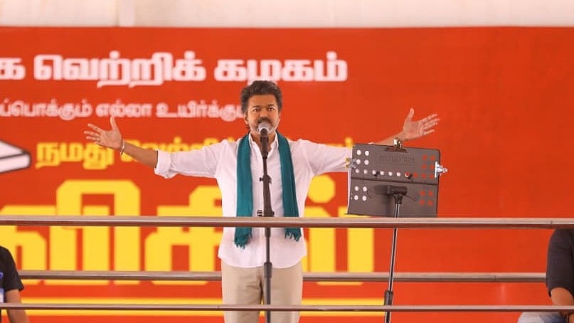 தவெக தலைவர் விஜய்