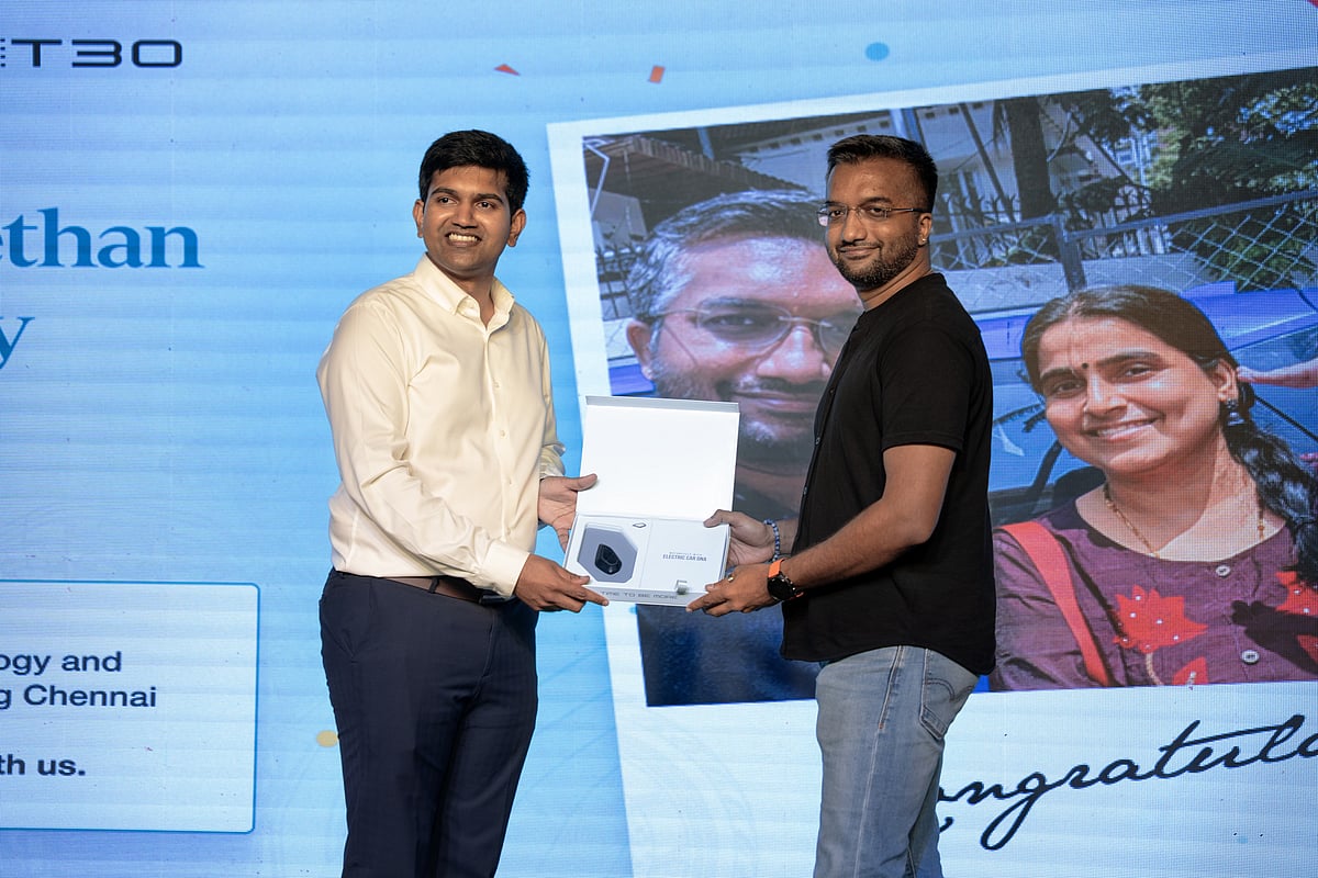 பைக்கை வாங்கிய வாடிக்கையாளர்