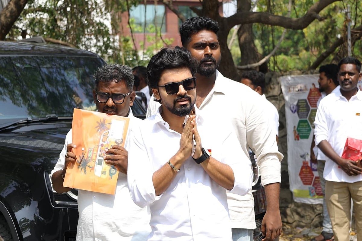 விஜய்:-ஸ்வீட்-பாக்ஸூடன்-வந்த-50+-நிர்வாகிகள்;-முதற்கட்ட-வேட்பாளர்-பட்டியல்-தயார்?---பனையூர்-அப்டேட்