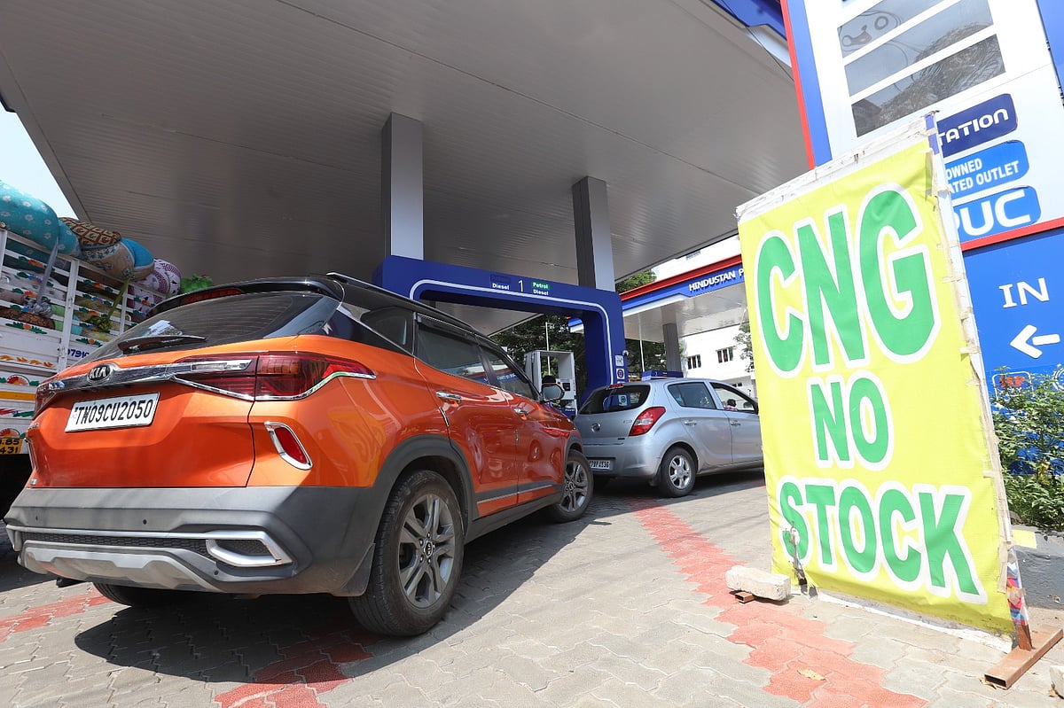 தேனாம்பேட்டையில் ஒரு பெட்ரோல் பங்க்