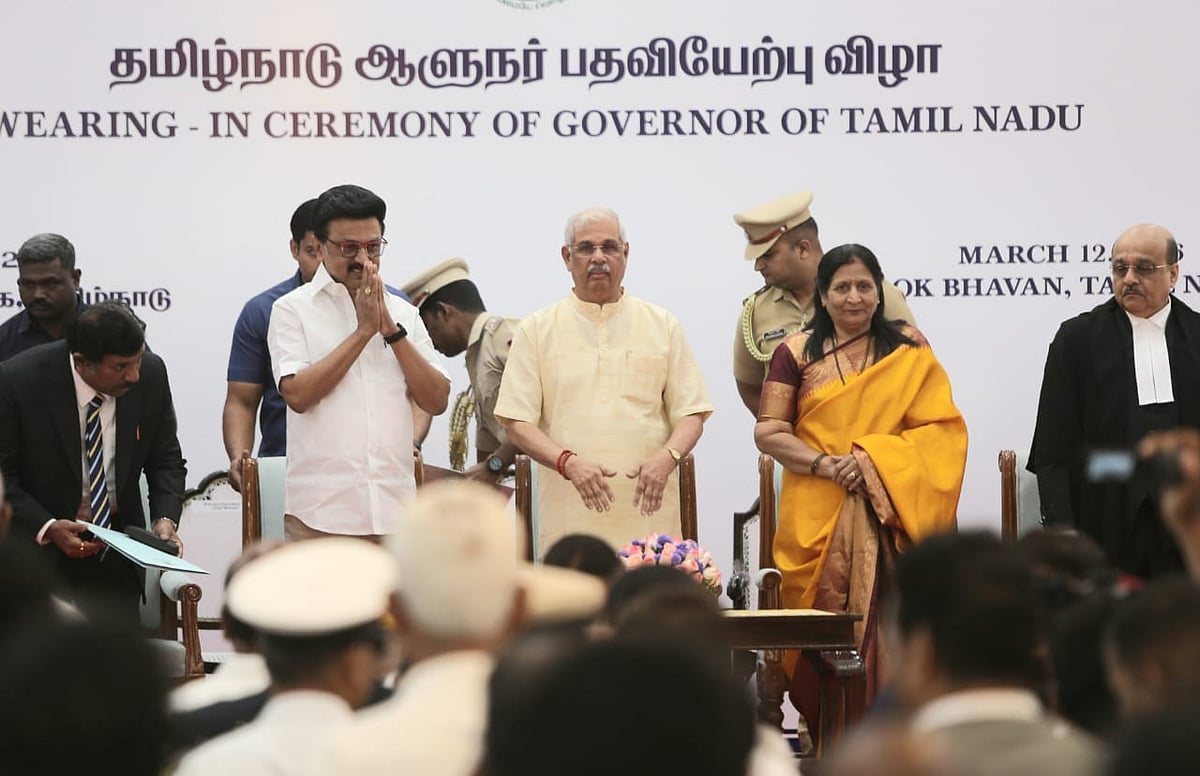 தமிழகத்தின்-பொறுப்பு-ஆளுநராக-பதியேற்ற-ராஜேந்திர-விஸ்வநாத்-அர்லேகர்!---யார்-இவர்?