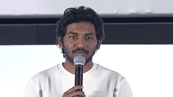 "அப்பாபோல் அரசியலுக்கு வரமாட்டேன்; இயக்குநர் ஆகணுங்கிற ஆசை எனக்கு இருந்ததில்லை..!” - கென் கருணாஸ்