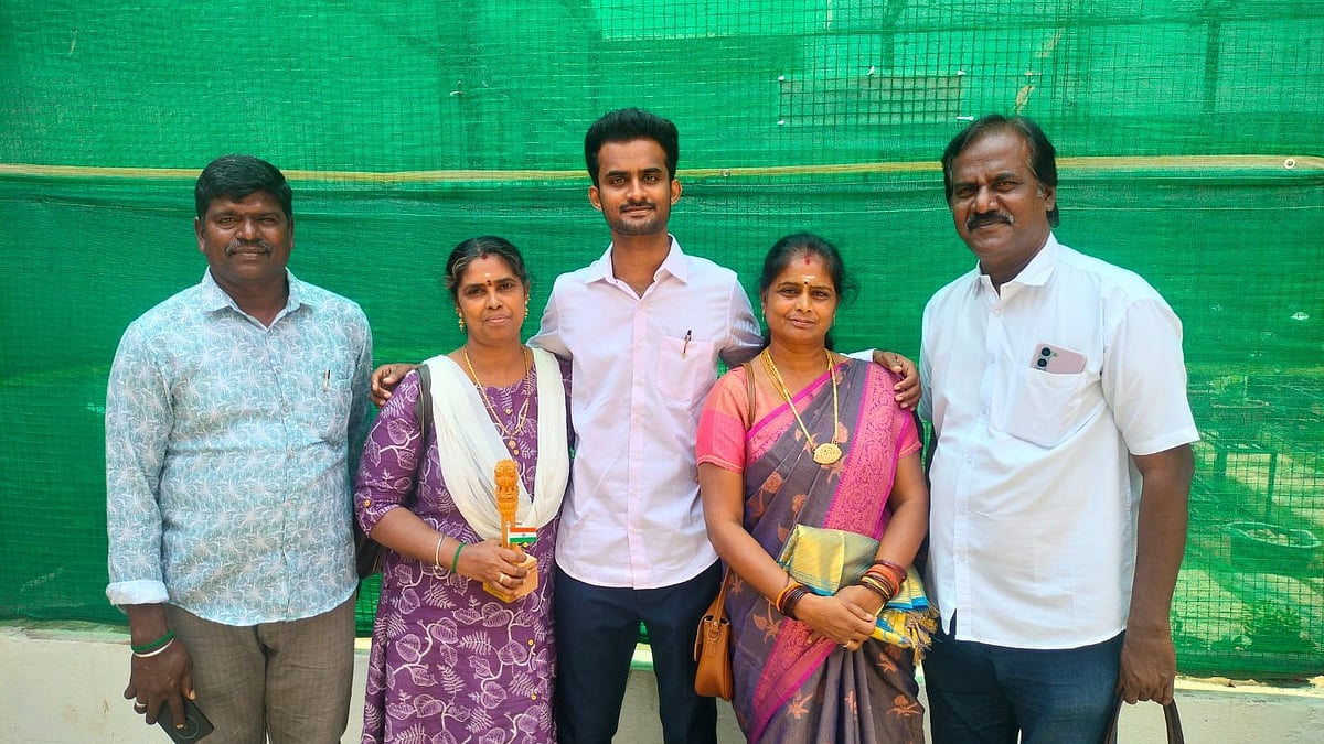 நான் ஐ.ஏ.எஸ் பேசுறேன்னு சொன்னேன்... அம்மா அழுதாங்க.!- யுபிஎஸ்சி தேர்வில் வெற்றி பெற்ற மௌலீஸ்வரன்