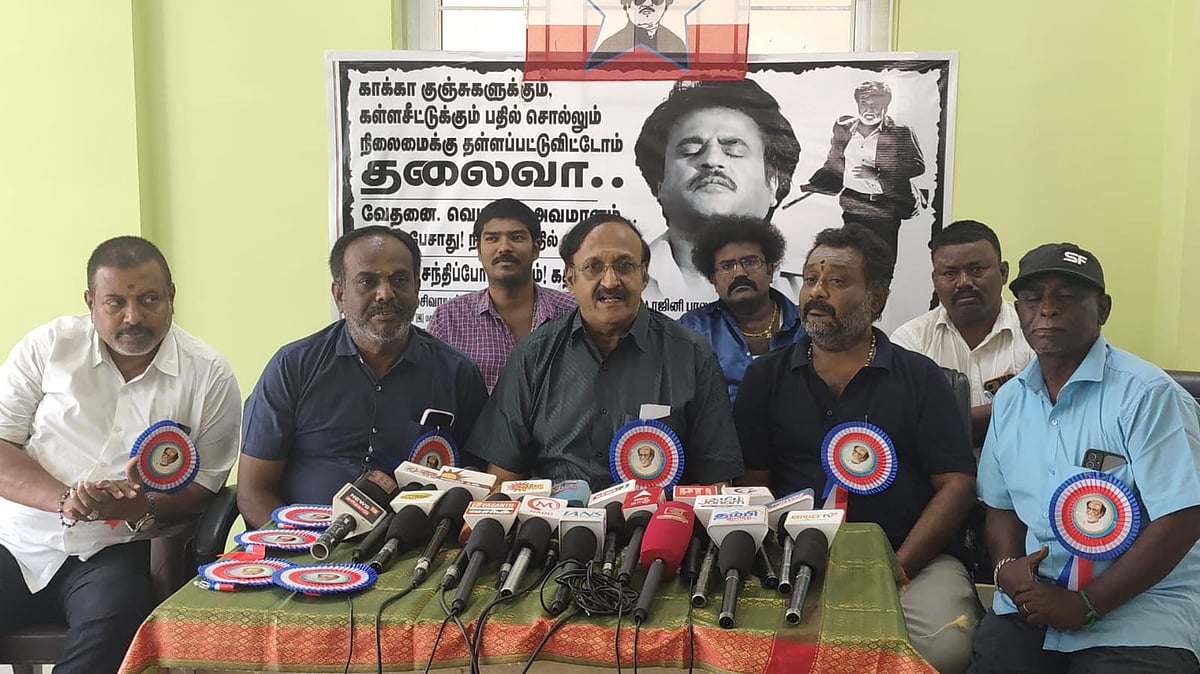 மதுரை மாநகர ரஜினி மன்ற நிர்வாகிகள்