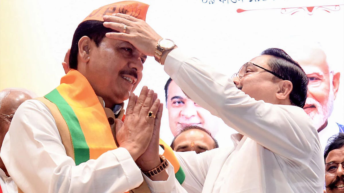 அஸ்ஸாம்: ஹிமந்தா போட்ட மாஸ்டர் பிளான்; ஆபரேஷன் தாமரையில் சிக்கிய காங்கிரஸ் - என்ன நடக்கிறது?