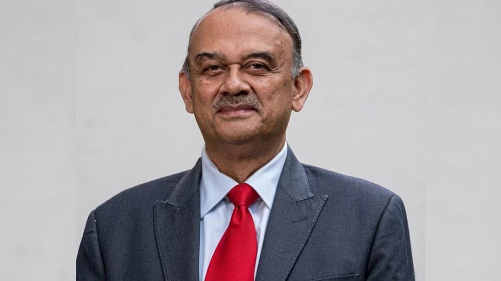 அதானு சக்ரவர்த்தி