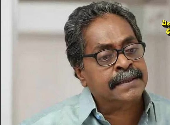ராஜசேகரனின் அதிகாரபூர்வ மனைவி நான். ஆனா திருமண பதிவு சான்றிதழ் நகல் தர இயலாதுனு சொல்றாங்க! - தாரா