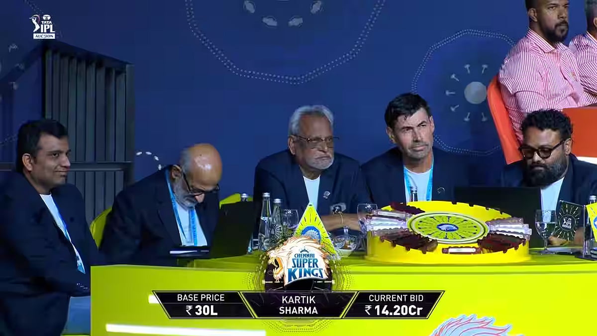 IPL 2026: CSK-வை விட மும்பை அணி தான் சிறந்தது, ஏனென்றால்..!- முன்னாள் வீரர் இர்பான் பதான்