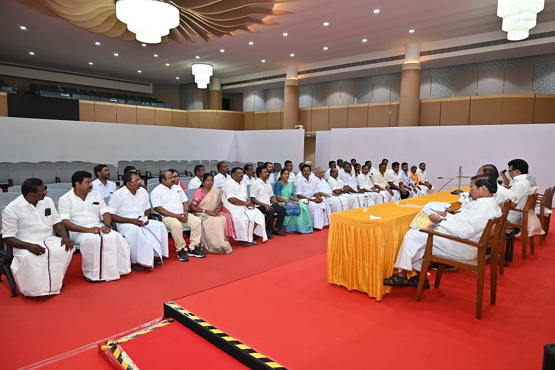 ”வைத்திலிங்கம் நம்முடன் சேர்ந்திருக்கிறார்” - ஒரத்தநாடு தொகுதி நேர்காணலில் ஸ்டாலின் சொன்னது என்ன?