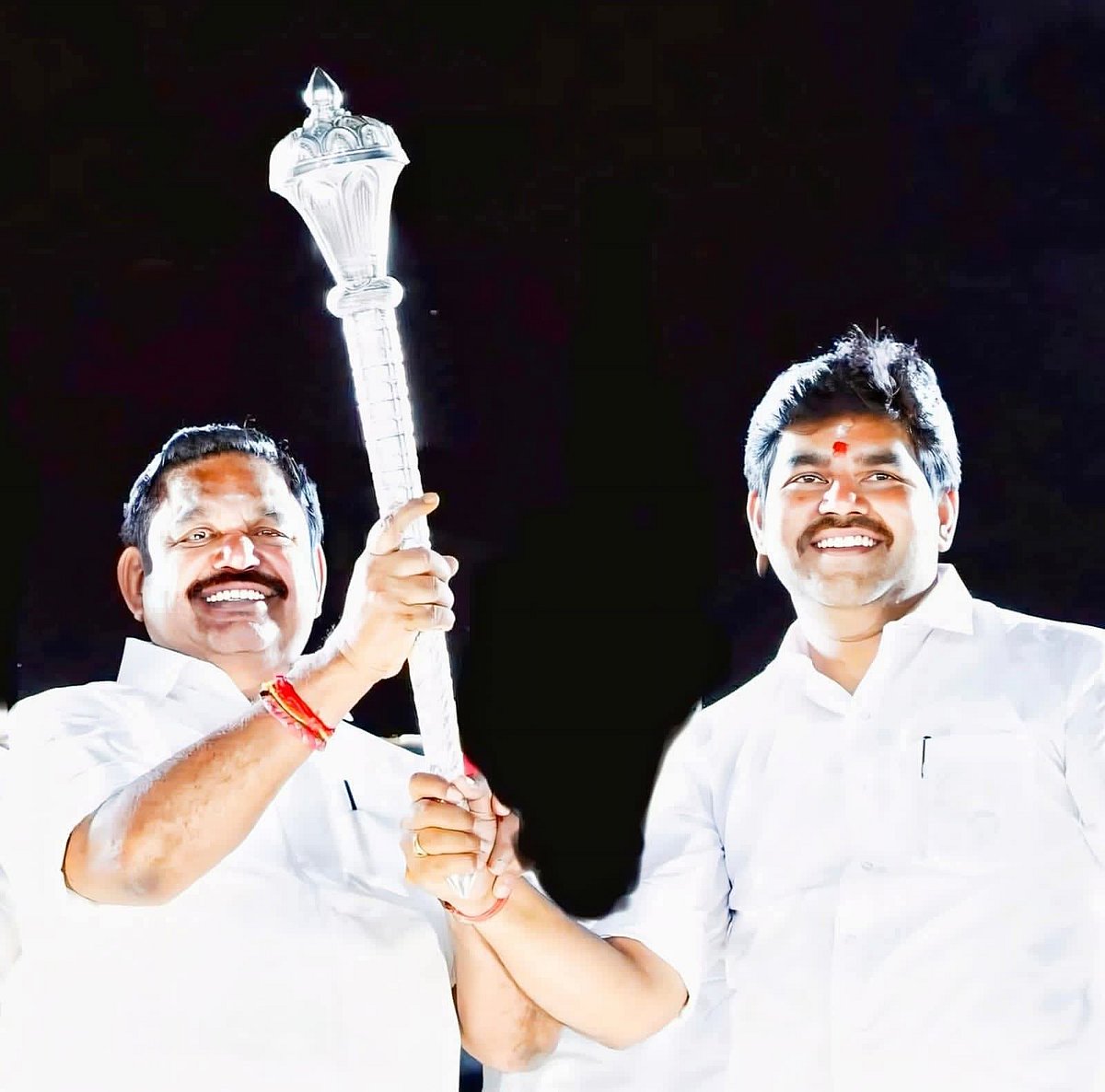 தஞ்சாவூர் தொகுதி பாஜக-வுக்கு.! 
`5 வருட நம்பிக்கைக்கு கிடைத்த ஏமாற்றம் - அதிமுகவினர் ஆதங்கம்!