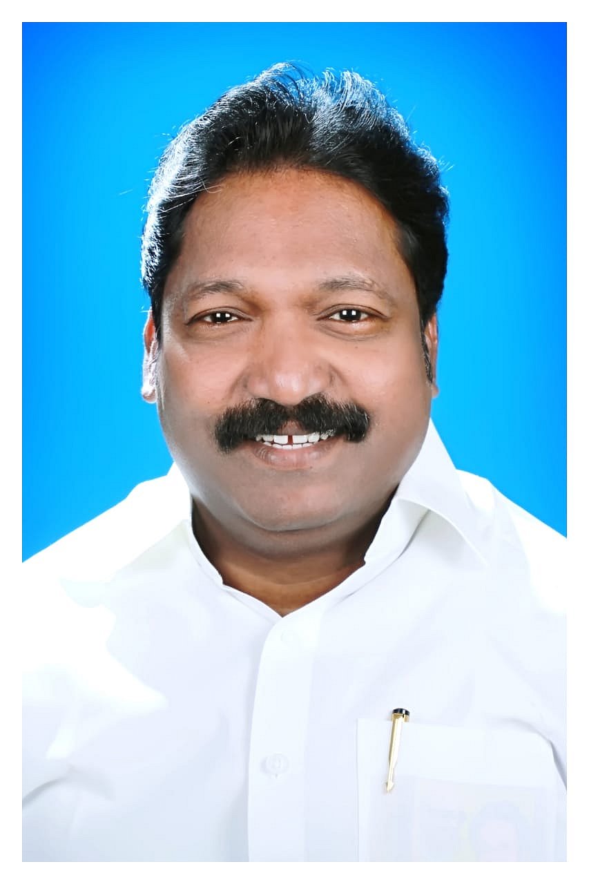 மல்லுக்கட்டும் திராவிட கட்சிகள்; இளம் வாக்குகளை கவரும் TVK, NTK! - பெரம்பலூரில் முந்துவது யார்?