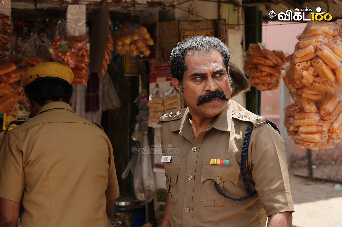 Kara Exclusive: ஆட்டத்தைத் தொடங்கிட்டான் கரசாமி - தனுஷின் கர படத்தின் ஆனந்த விகடன் எக்ஸ்க்ளூசிவ்
