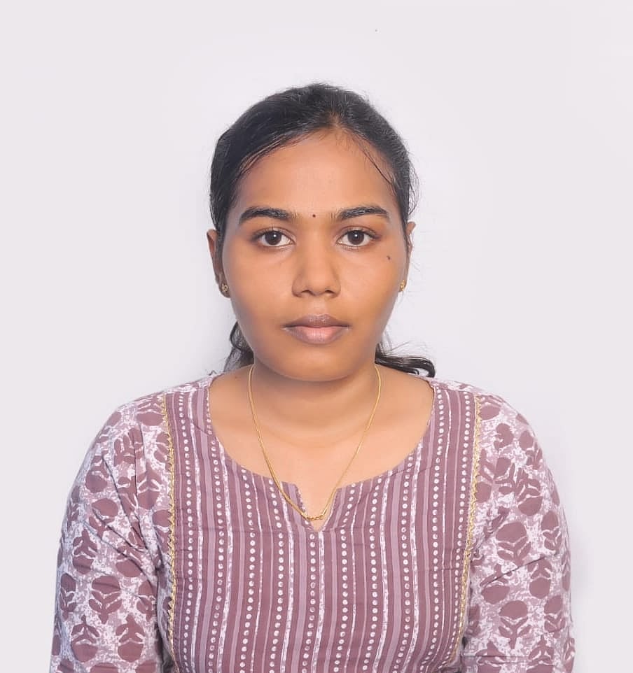 அவிநாசி: 26 வயதில் திமுக வேட்பாளராகக் களமிறங்கும் இளம் மருத்துவர்; யார் இந்த கோகிலா மணி?