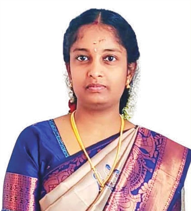 நாம் தமிழர் கட்சி வேட்பாளர் ஆ.சோனியா