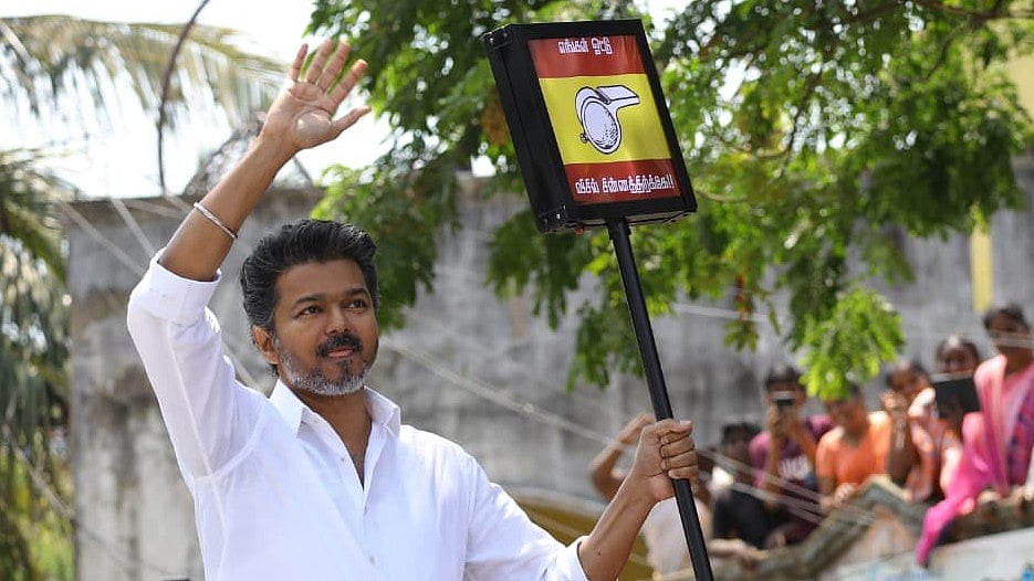 ஜனநாயகன் படத்தை வெளியிட விடாம கூட்டு சூழ்ச்சி பண்ணிட்டாங்க.! - திருச்சியில் விஜய்