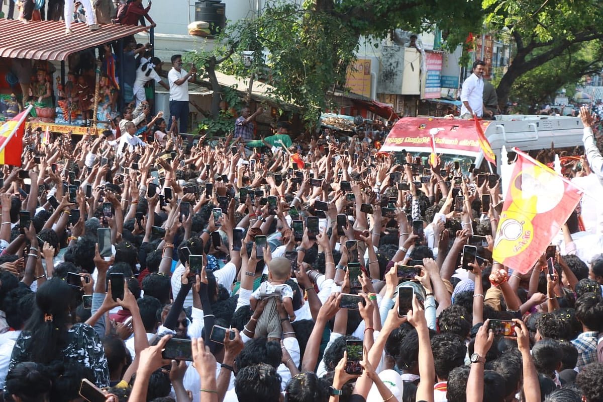 நெருக்கும் காவல்துறை? கடைசி நிமிடத்தில் கிடைத்த மெசேஜ்!- விஜய்யின் சென்னை பிரசாரம் ரத்தான பின்னணி!