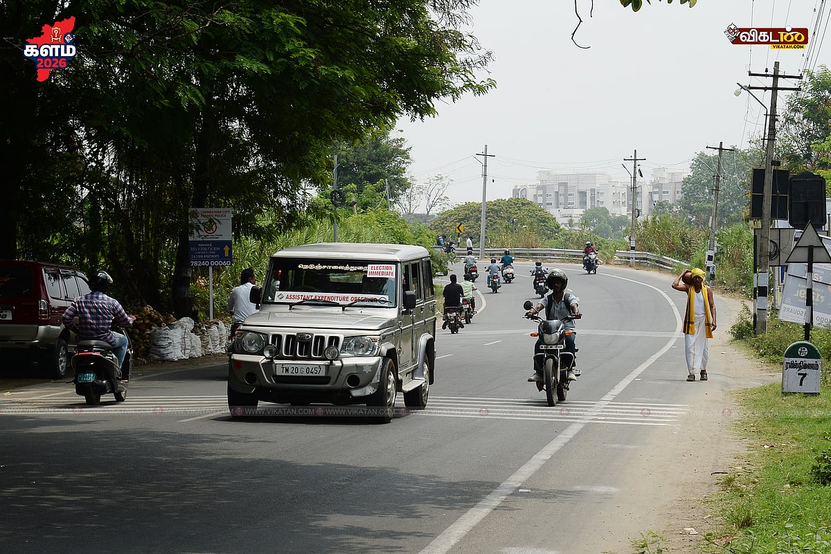 சுடுகாட்டிலிருந்து-மண்பானை,-10ரூ-காயின்கள்,ஏர்-கலப்பையுடன்-வேட்புமனு-தாக்கல்!-Kovai-Nomination-Day-1