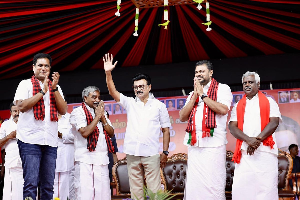 ”எடப்பாடி பழனிசாமி பாஜக-வின் கிளைச் செயலாளராக மாறிவிட்டார்”- ஸ்டாலின் காட்டம்!