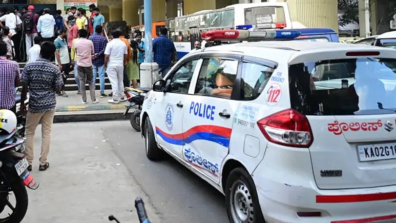 ரூ.80-லட்சம்-சம்பளம்,-ரகசிய-திருமணம்,-ஏ.ஐயால்-பறிபோன-வேலை:-கணவர்-தற்கொலையால்-மனைவியும்-விபரீத-முடிவு