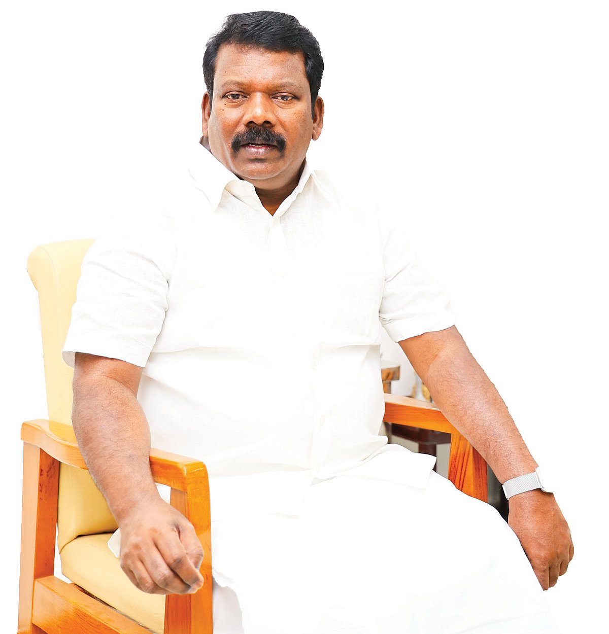 “காசு வாங்கி சீட்டை கொடுத்தார் கார்க்கே” -   ஹசீனா சையத் பதவி பறிப்பின் பின்னணி!